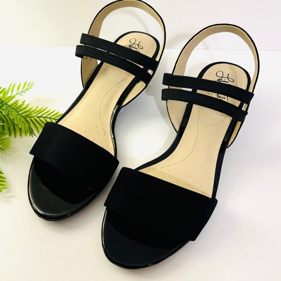 LifeStride Wedge Gorgeous Black Sandals Sz 7.5 NWT - Picture 2 of 11